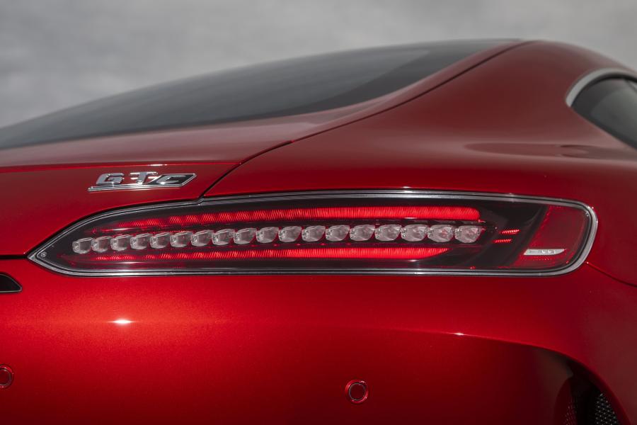 Детали экстерьера Mercedes-AMG GT C (C190) 2019 года  (NA) (фото 21 из 45)